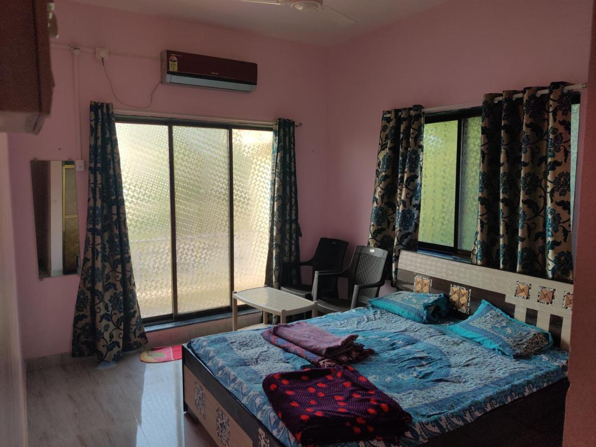 Gulmohar Cottages - Home Stay In Alībāg Zewnętrze zdjęcie